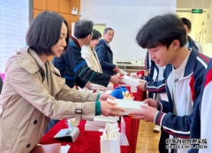 从捐赠到赋能 iEnglish公益项目助力乡村教育振兴