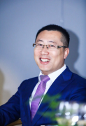 刘金国受邀参加2022中国经济高峰论坛探讨了新的商业模